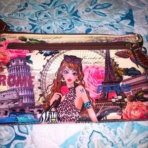Gorgeous wristlet